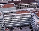 Luftbild des Ex-Allianz Gebäudes in Zürich