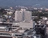 Drohnenaufnahme des Skyline Blickes auf das Ex-Allianz Gebäude in Zürich